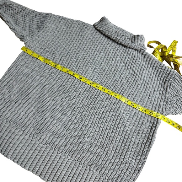 Aerie Chenille Knit Sweater Size Medium Tan Turtleneck Style Oversized Slouchy - Picture 7 of 8